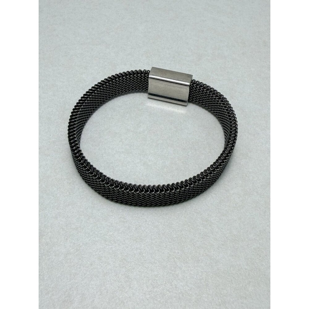 Tiffany & Co Steel Mesh Stretch Bracelet Sz 6.5 Box Pouch And Box Unisex - Picture 6 of 8